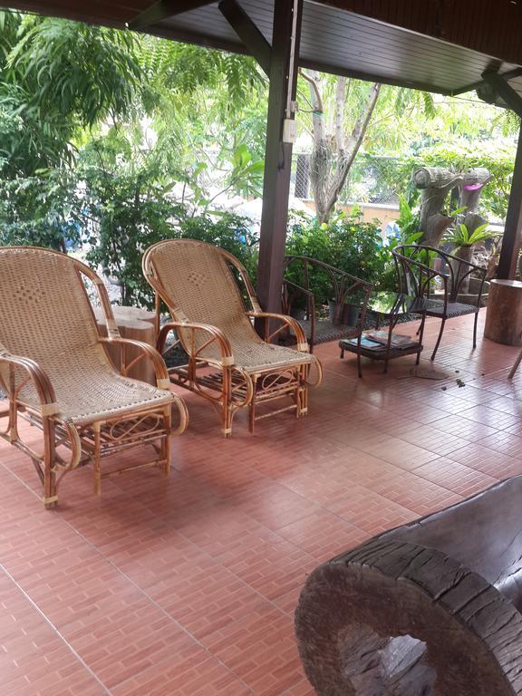Baan Kong Homestay Ayutthaya Extérieur photo