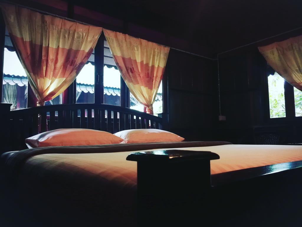 Baan Kong Homestay Ayutthaya Extérieur photo
