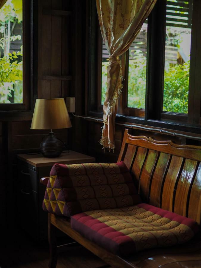 Baan Kong Homestay Ayutthaya Extérieur photo