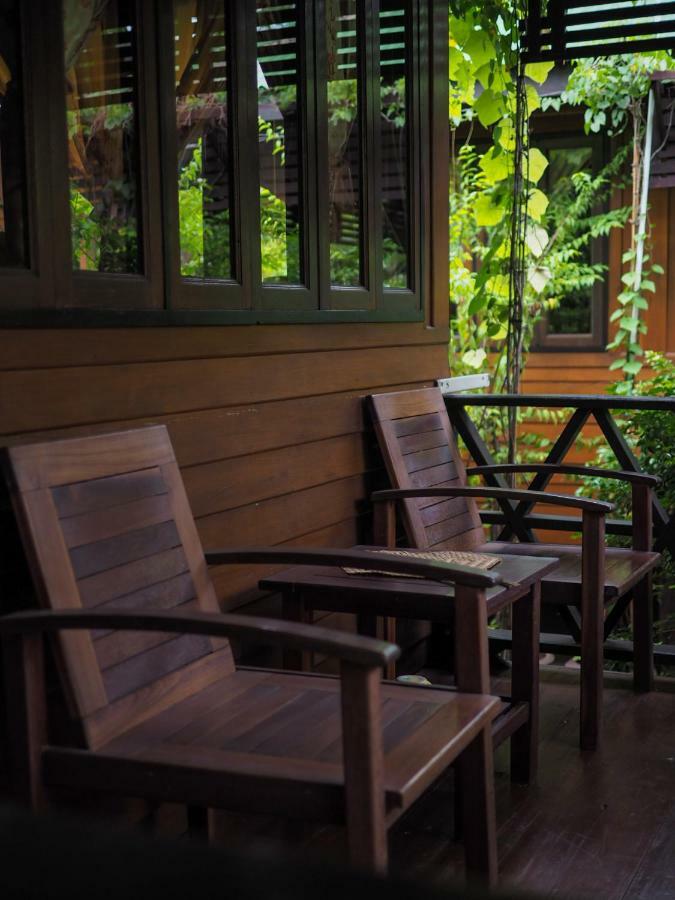 Baan Kong Homestay Ayutthaya Extérieur photo